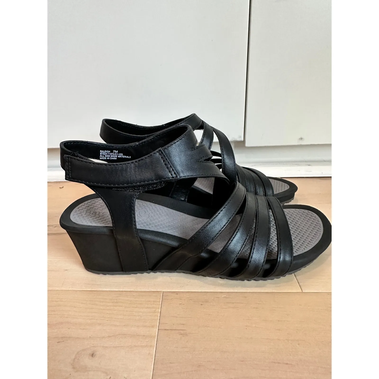 Womens Wedge Sandals Size 7 Beartraps Black Raleigh Sandal NEW - Image 6