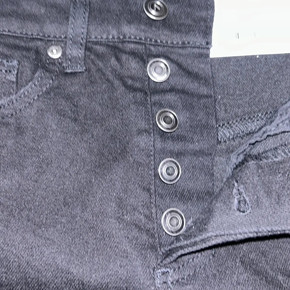 And Now This. 4 inch UHR button Short. Ultra high - Image 3