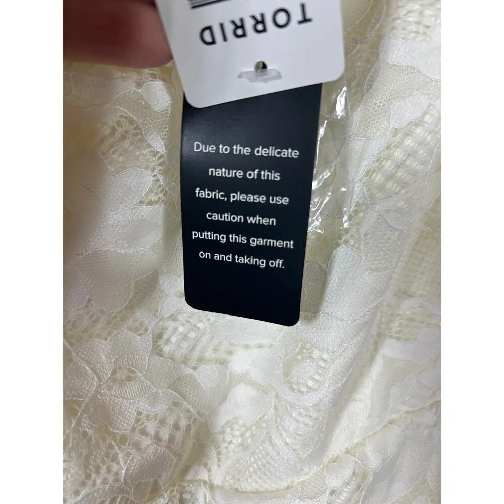 Torrid Wedding Dress 28 NEW Ivory Lace Off Shoulder Gown Mini Train - Image 9