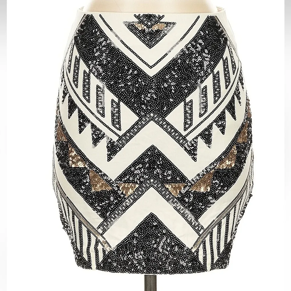 Express Black Gold White Sequin Tribal Southwestern Mini Pencil Skirt Size XS - Image 3