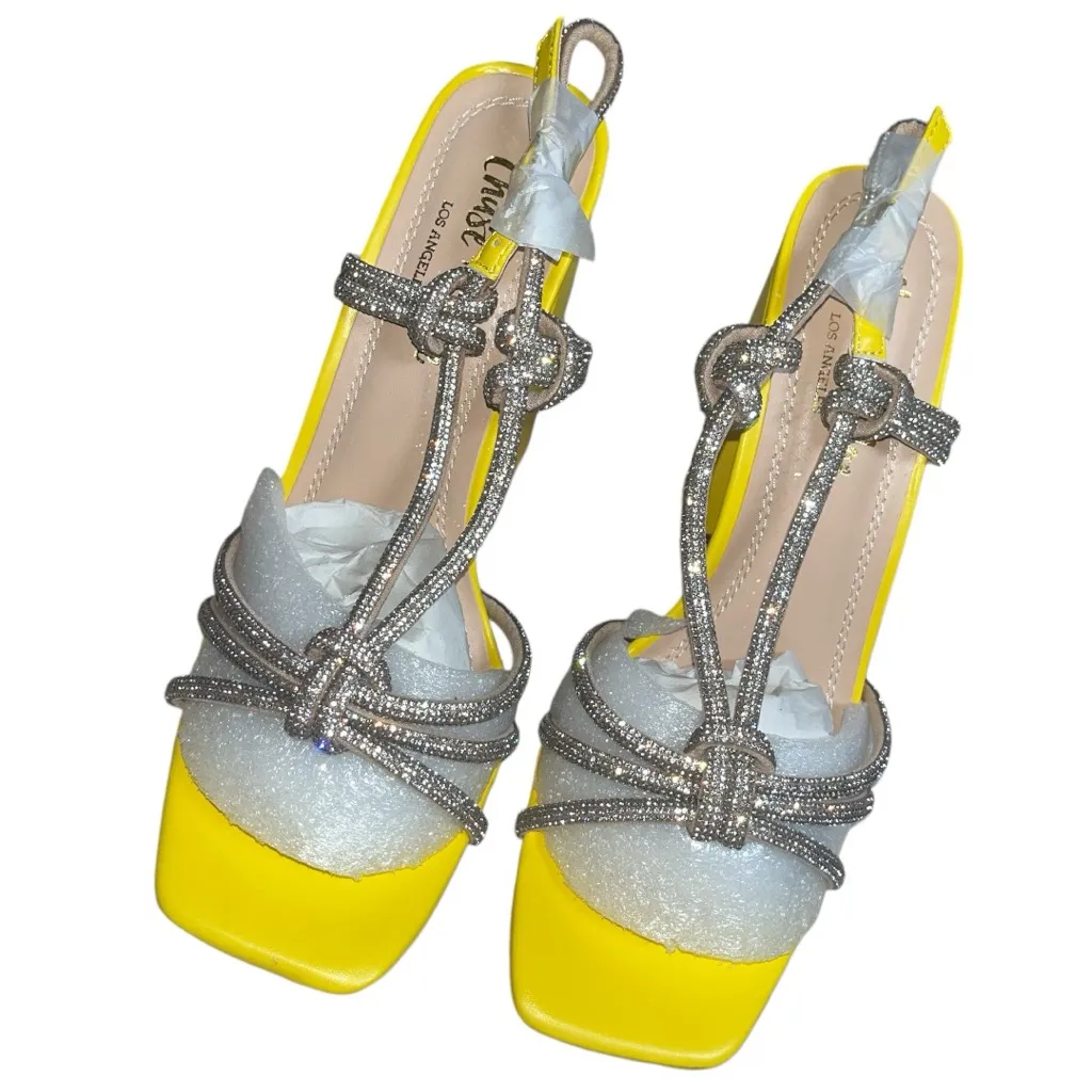 Chase and Chloe 🎄 Azalea Platform Heels - Image 4