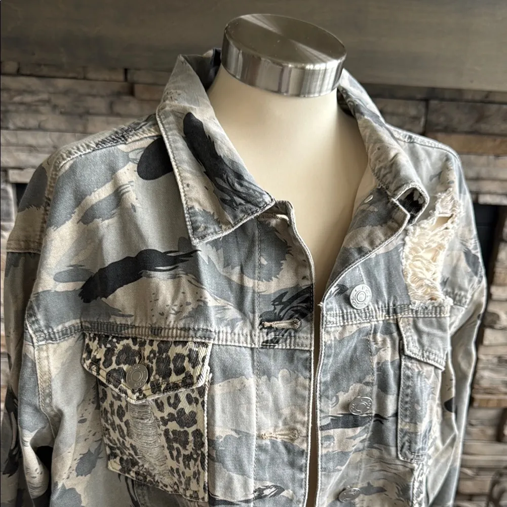 POL Gray and Tan Utility Jackets - Image 3