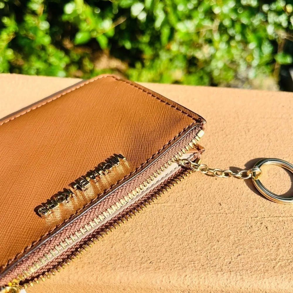Michael Kors  Leather Cardholder Wallet with Key Ring ID Case Zip NWT - Image 3