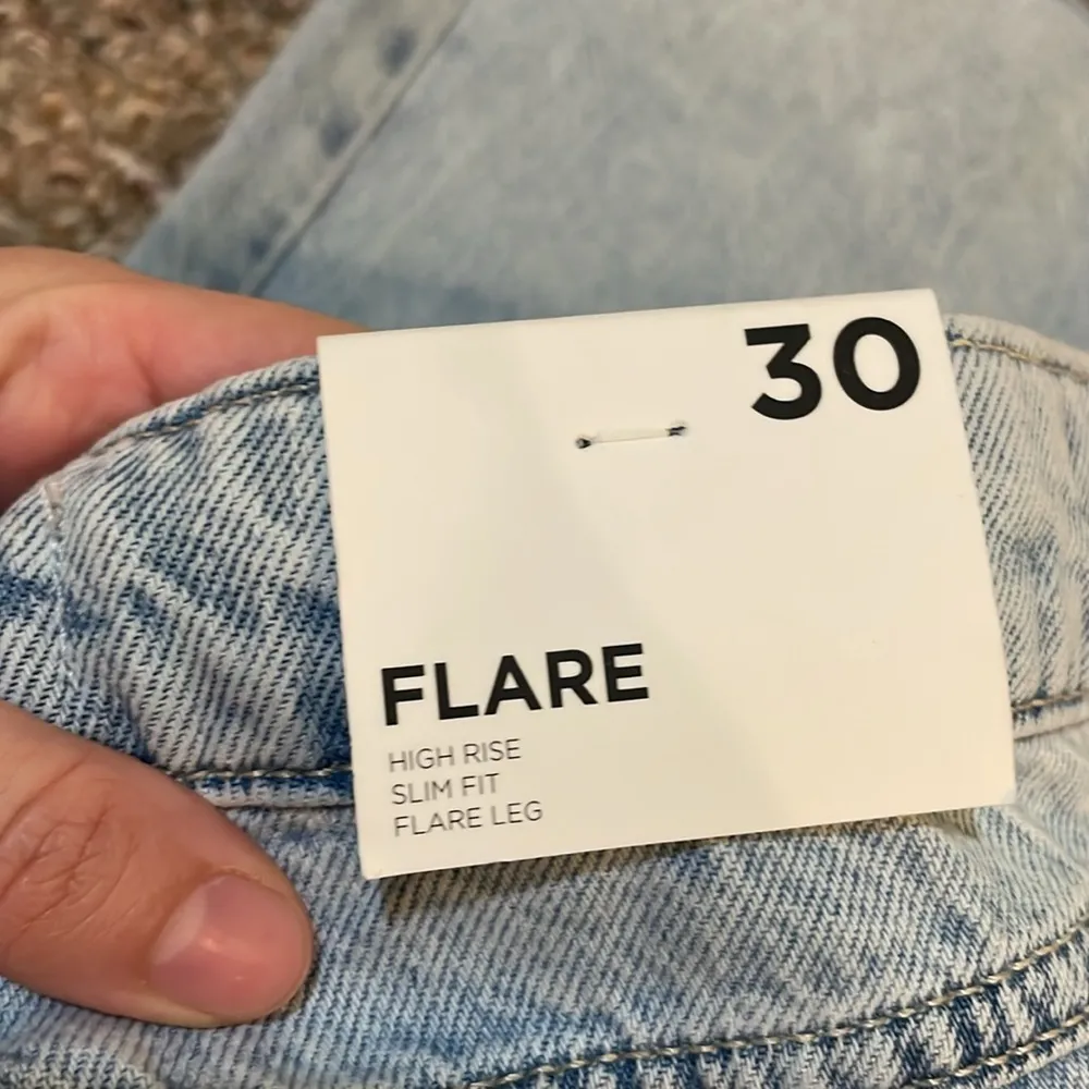 Womens New Forever 21 High Rise Slim Fit Flare Leg Jeans - Image 6