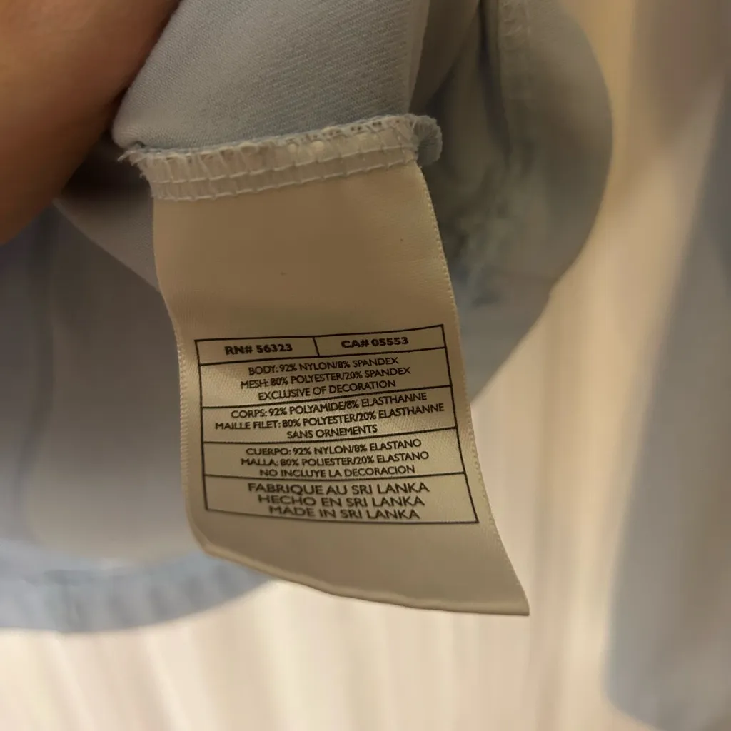 Nike Light Blue Dri-FIT Pullover size medium - Image 4