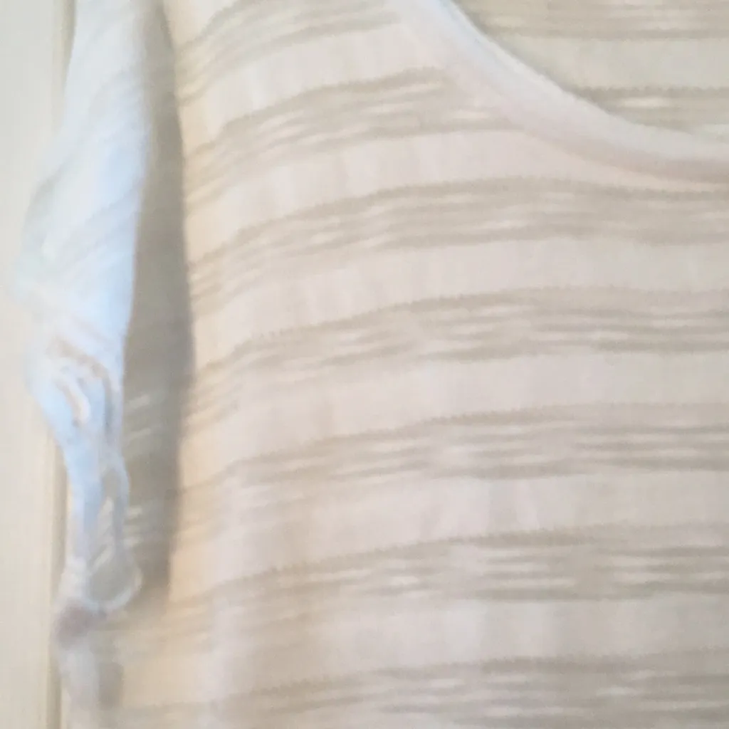 FINAL MARKDOWN Ladies Charlotte Russe top small - Image 2