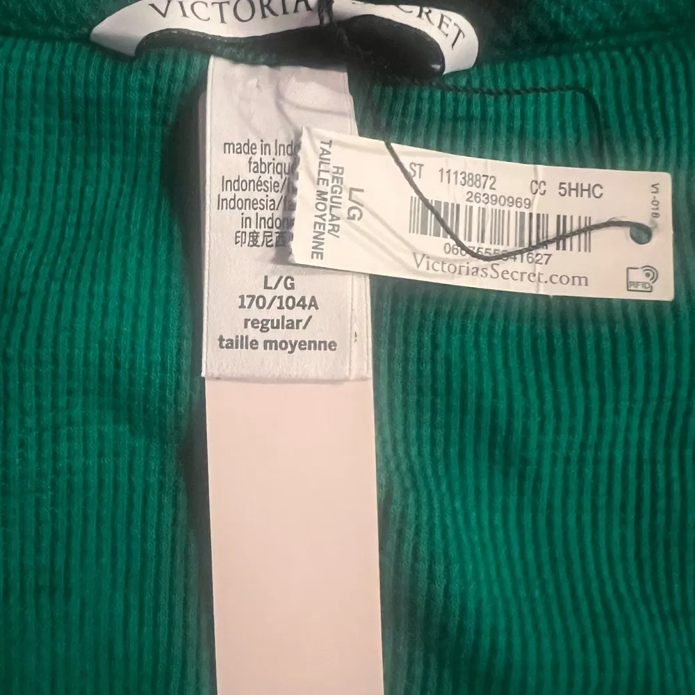 Victoria’s Secret One piece thermal pajamas size large New - Image 12