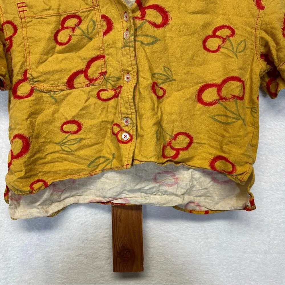 Urban Outfitters BDG Aiden Cherry Print Short Sleeve Button Down Crop Top Size S - Image 4