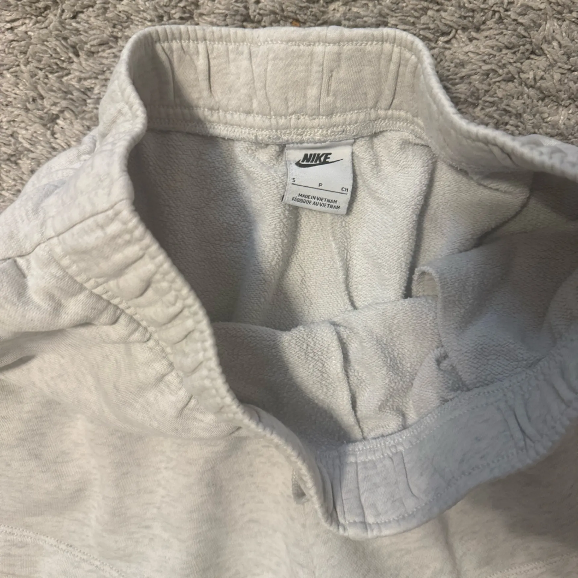 Nike Women's Neutral Shorts - Image 2