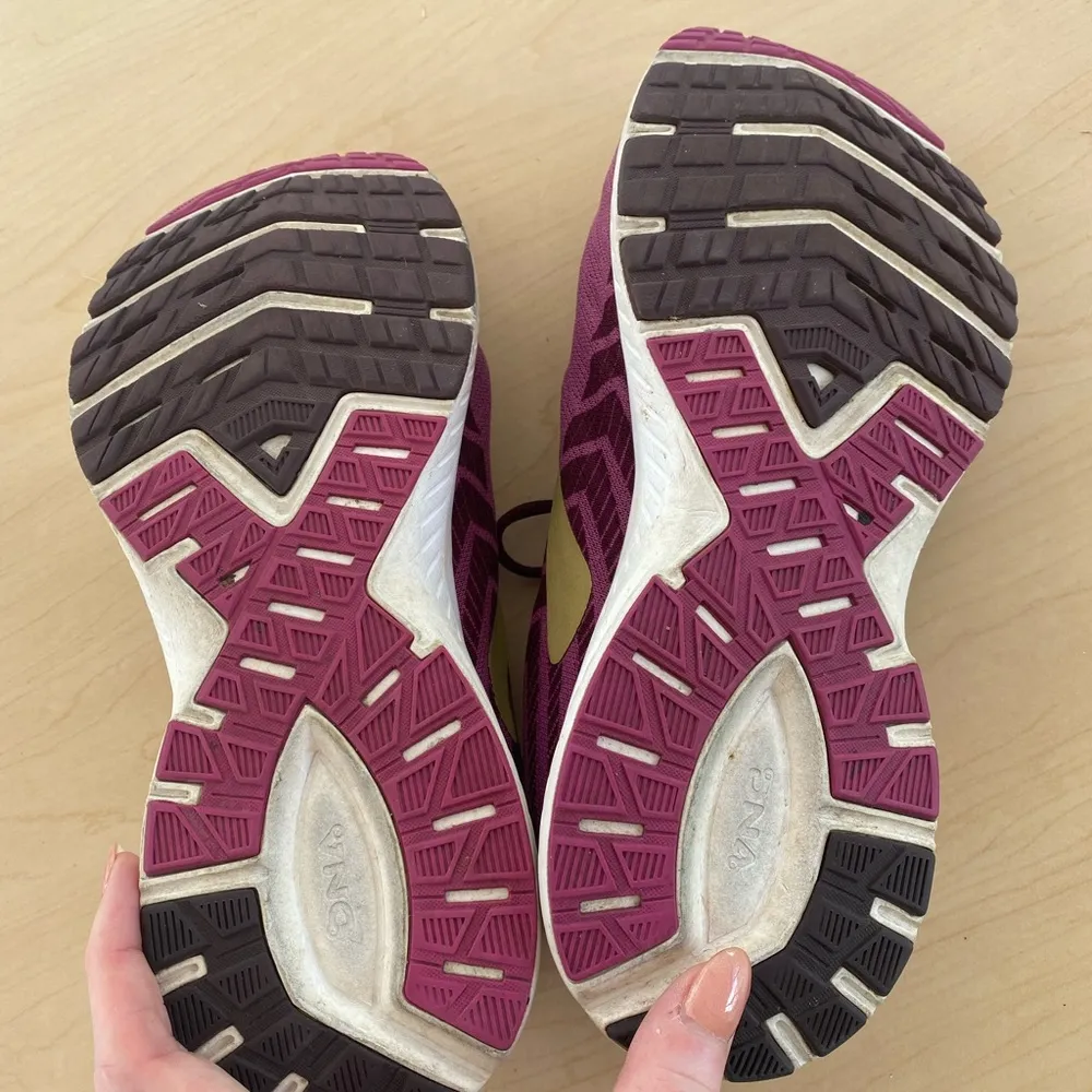 Brooks  Launch 6 Running Shoes | Aster/Fig - Image 7