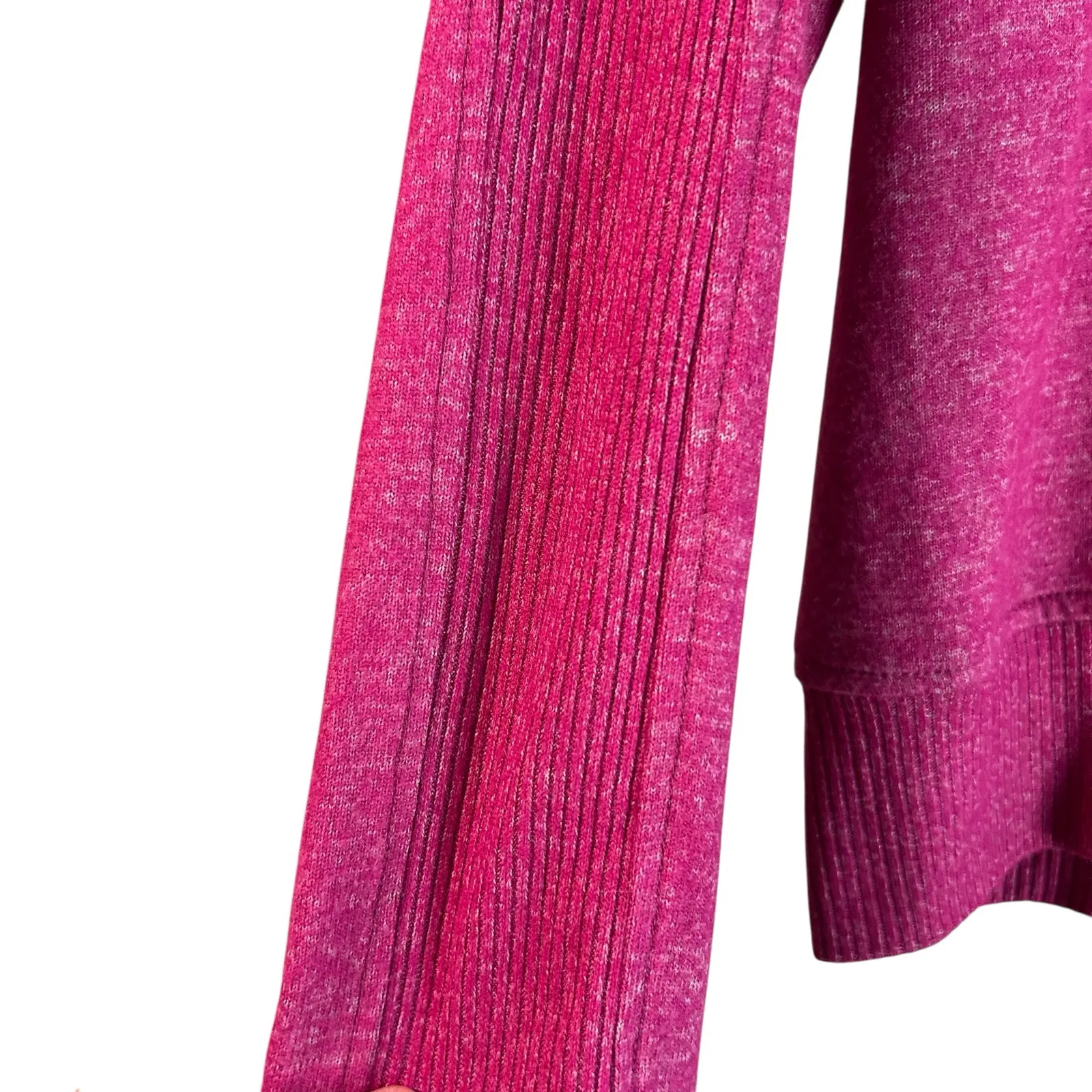 Buffalo David Bitton NWT Pullover Super Soft V-Neck Sweatshirt Fuschia Top XL - Image 4