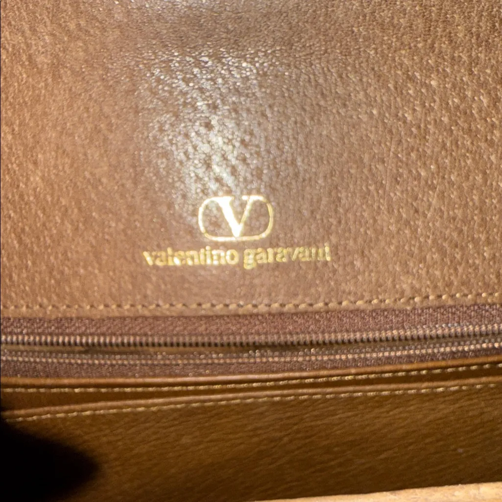 Valentino Garavani Vintage Leather Top Handle - Image 14