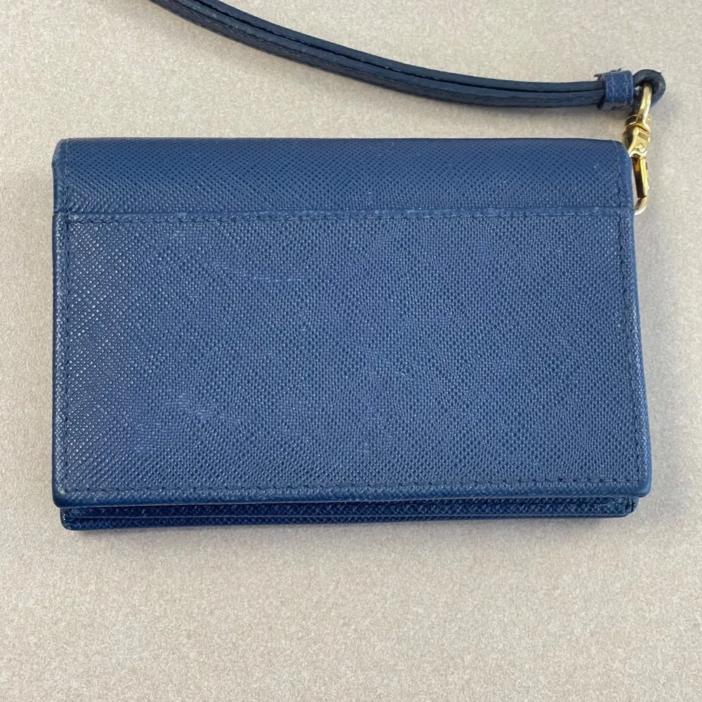 Prada Bluette Saffiano Metal Leather Wristlet w/ Box and Cert of Auth -Preloved - Image 2