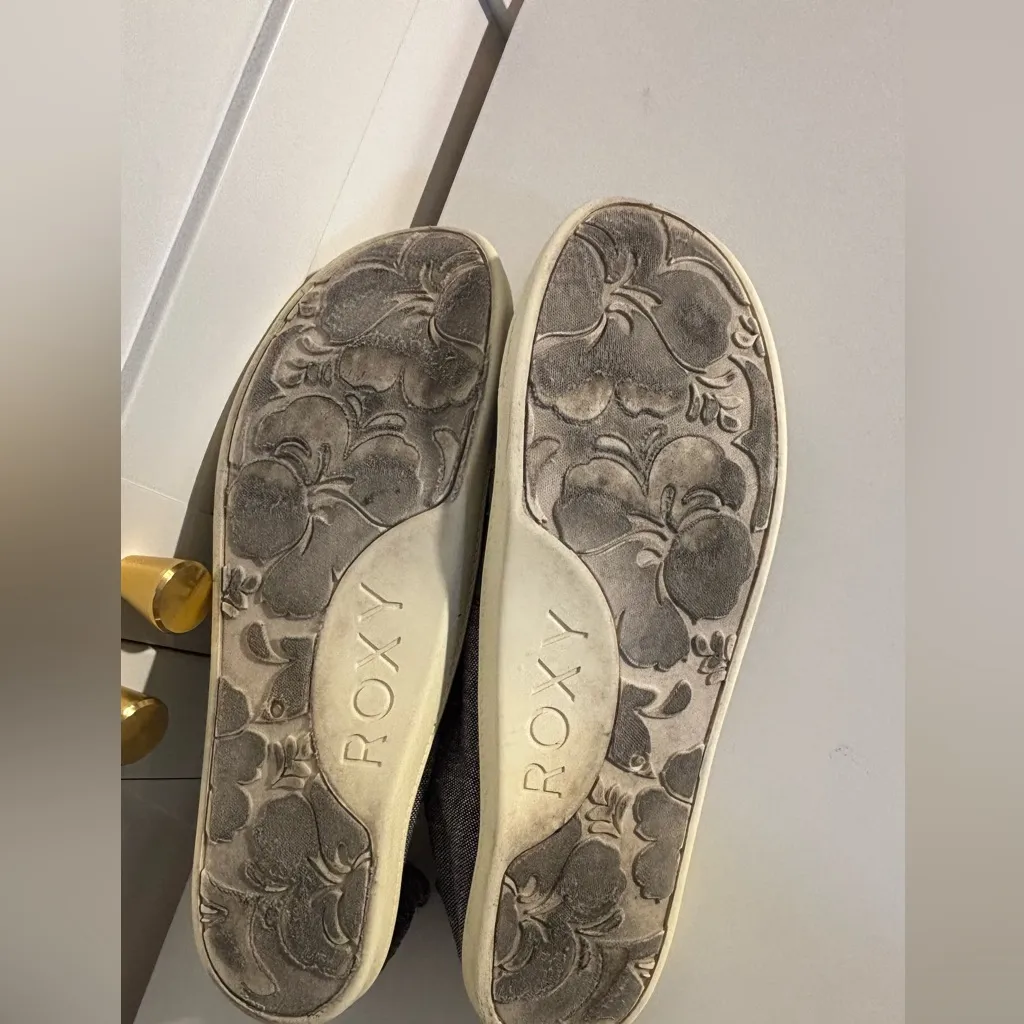 Roxy Surf Bayshore III lace up soft fabric skater sneaker loafer shoe - Image 11