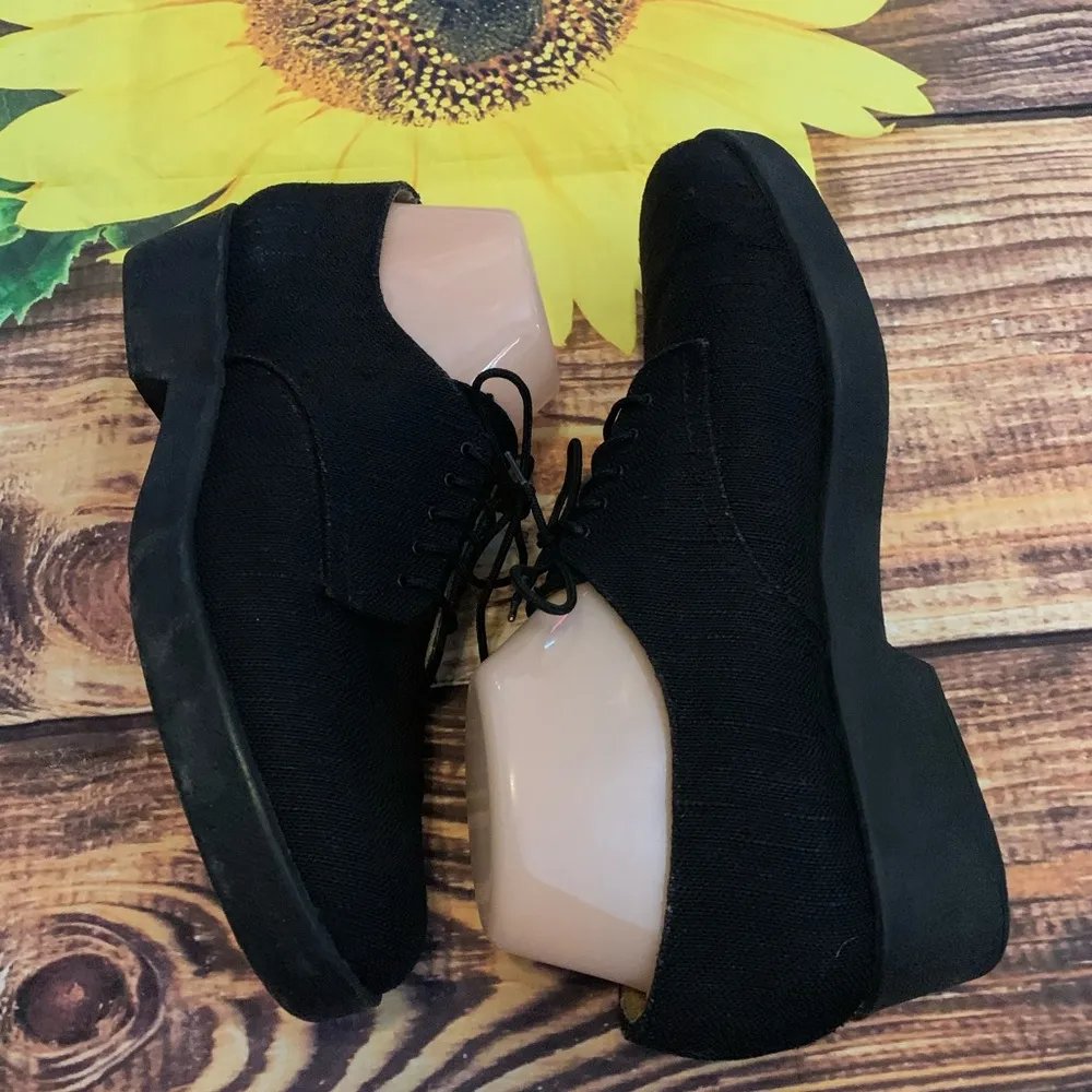 Stuart Weitzman size 9 black canvas shoes - Image 6