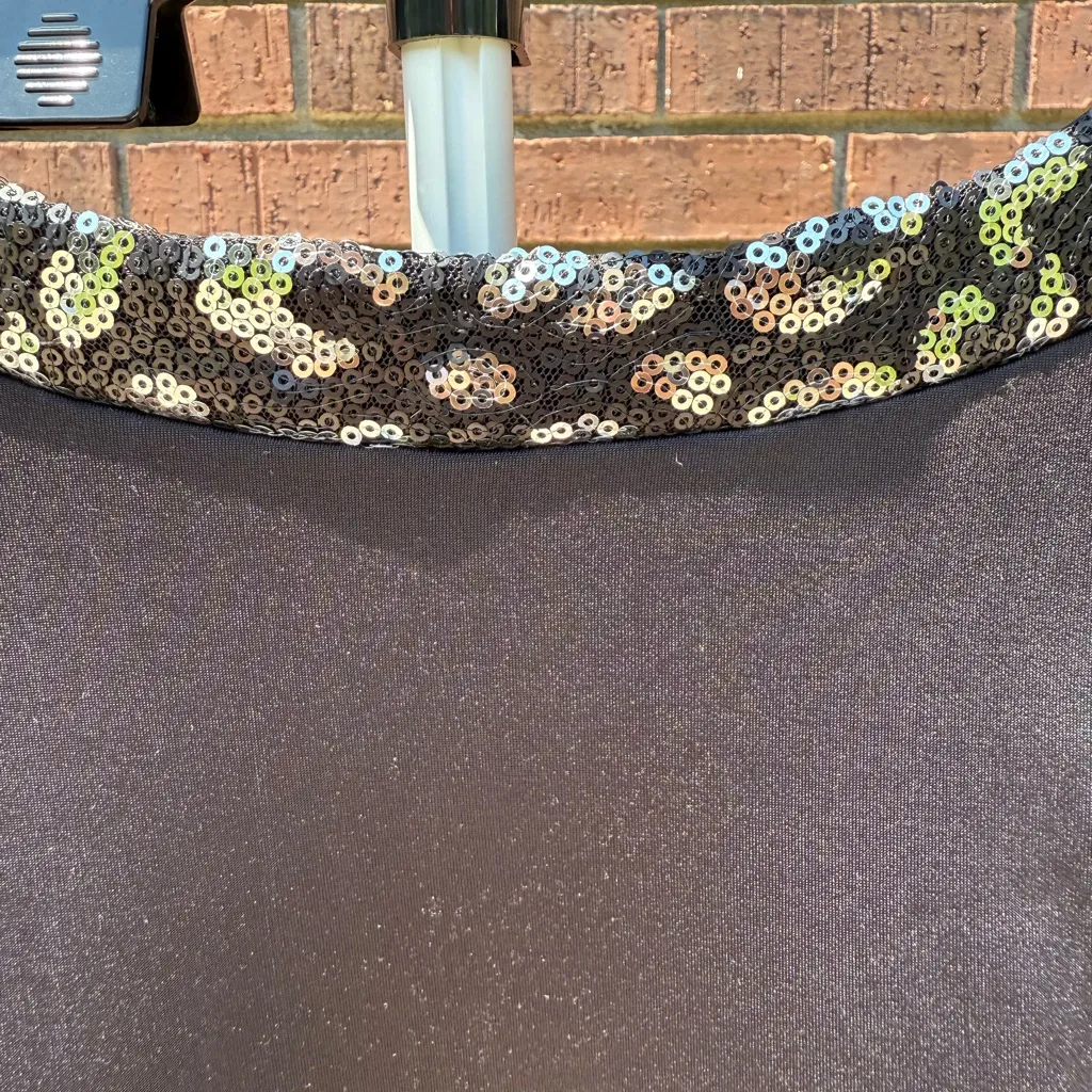 Emerald Sundae Ruched Black Cocktail Dress Silver Black Sequin Size Small EUC - Image 4