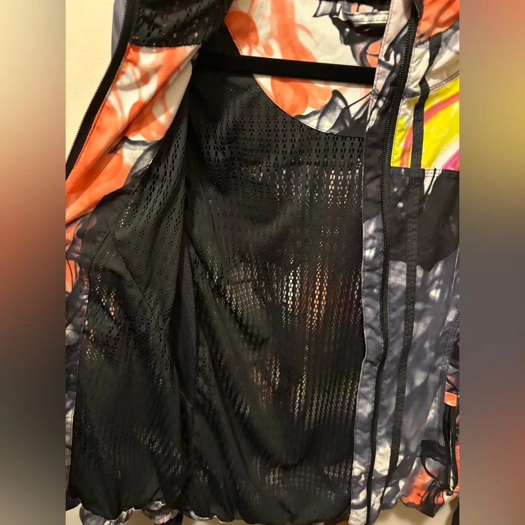 Lululemon Down Time Jacket unicorn tears vintage print size 6 - Image 8