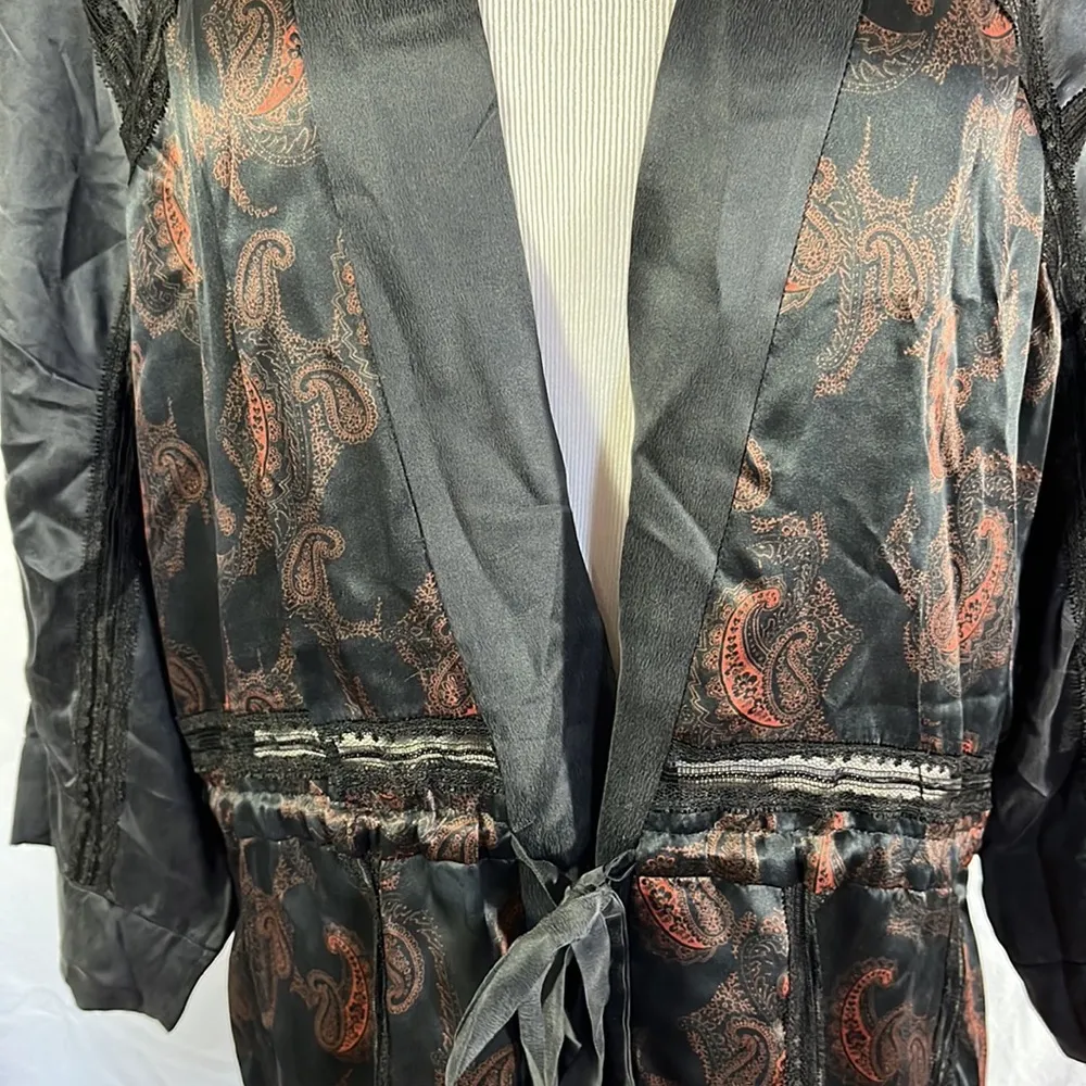 IRO  Silk Kimono Robe - Image 2