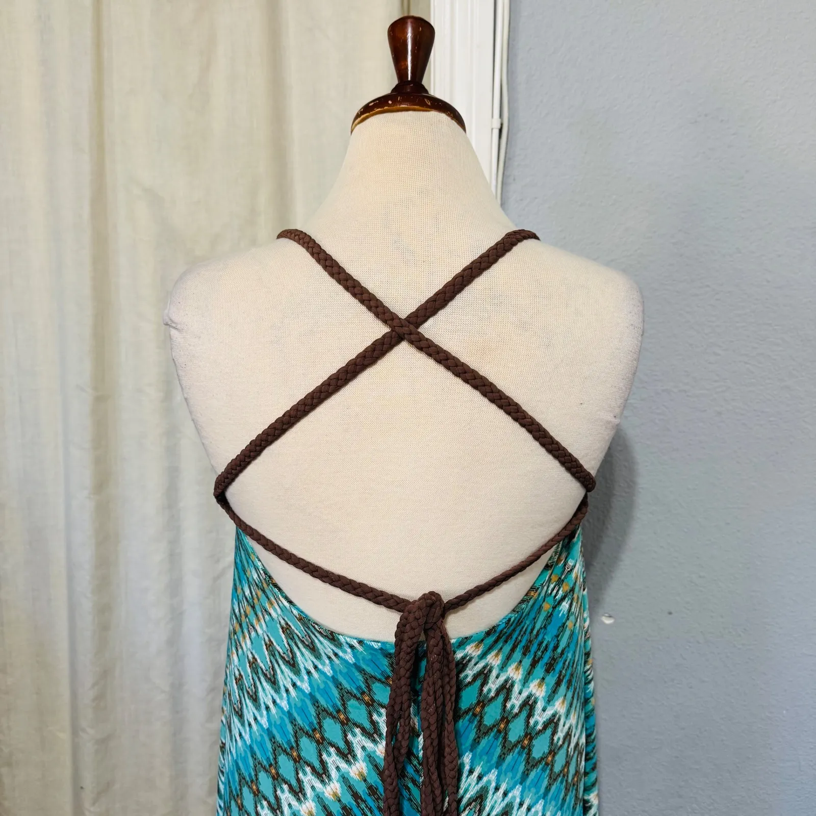 BCBGMAXAZRIA Turquoise Ikat Tribal Print Halter Neck Maxi Dress Sz S Crisscross - Image 8