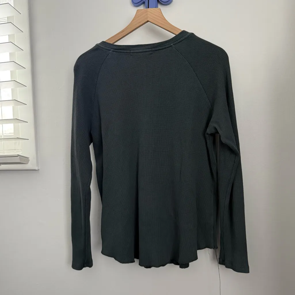 Free People Daydreamer Large The Doors Graphic Butterfly Thermal Sleeve Grey - Image 4