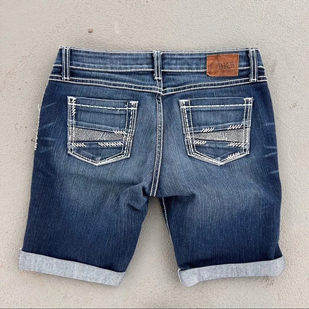 BKE Buckle  Stella Bermuda jean shorts Size 28 - Image 2