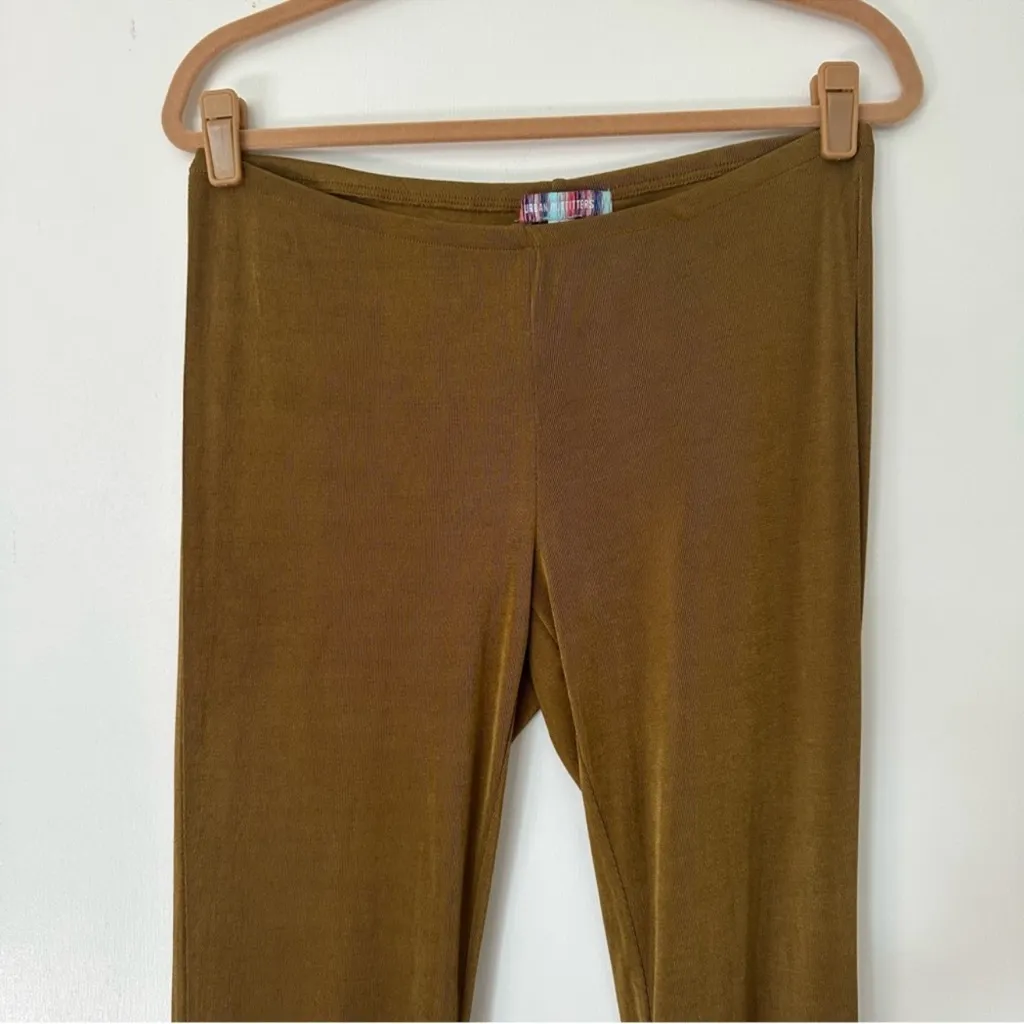 Urban Outfitters Flare Ruffle Leg Pants Ruched Back Detail Womens Large - Image 3