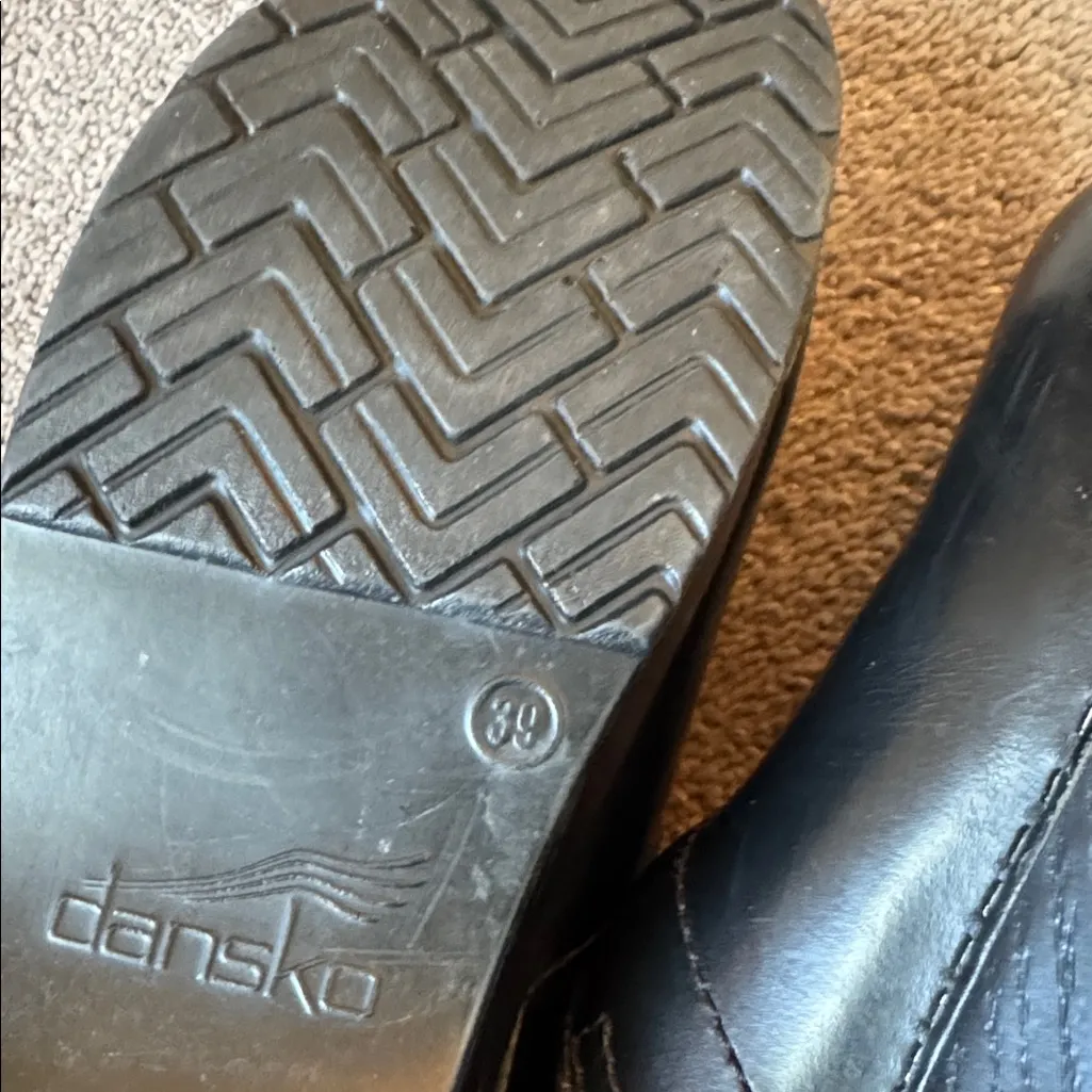 Dansko Black Clogs SIZE 39 - Image 5