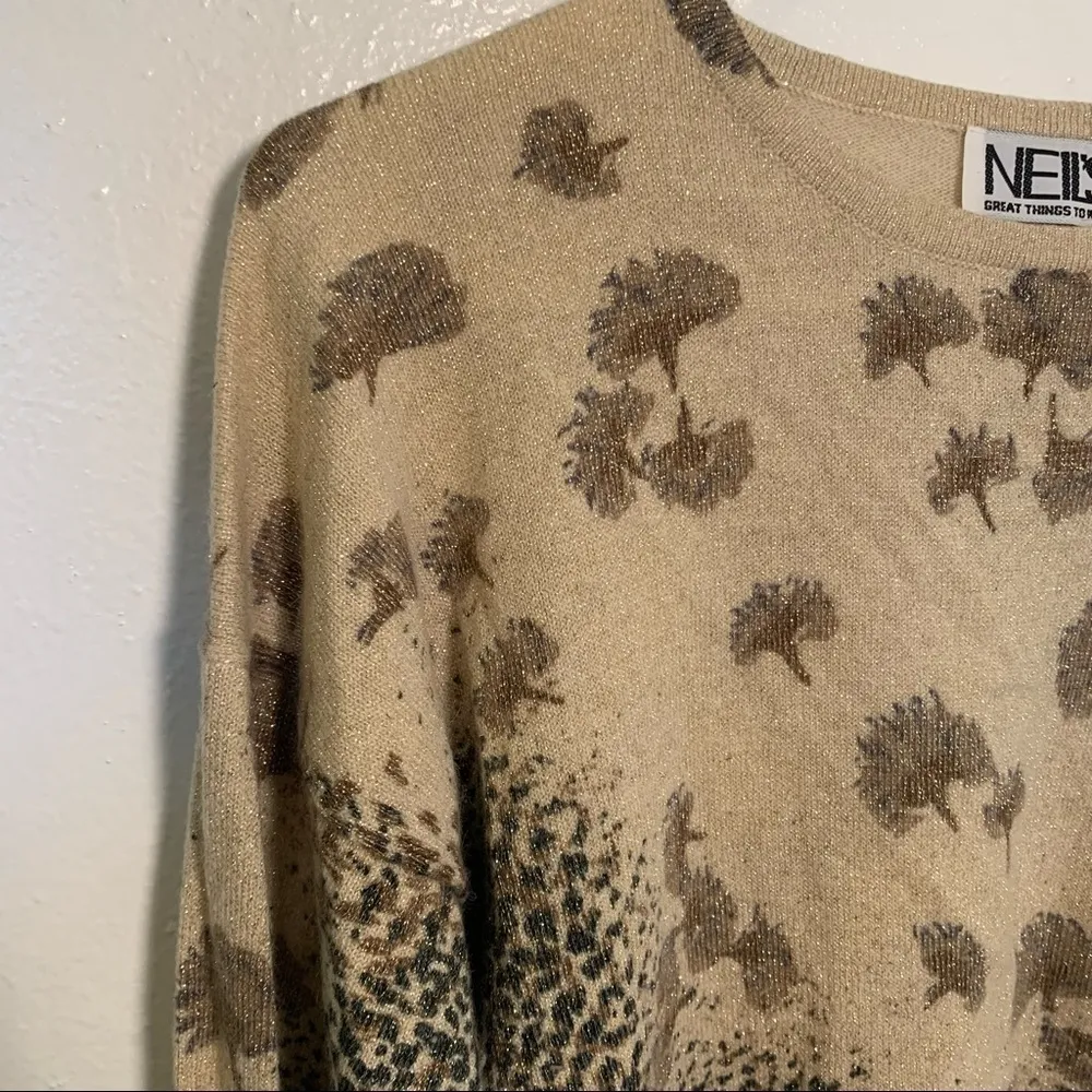 Vintage Neil’s Crewneck Sweater Animal Print Floral Tan Size XL - Image 5