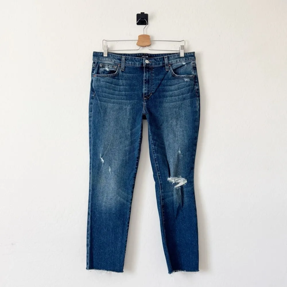 Joe's Jeans Distressed Boyfriend Slim Ankle in Brushy Wash Size 31 - Image 3