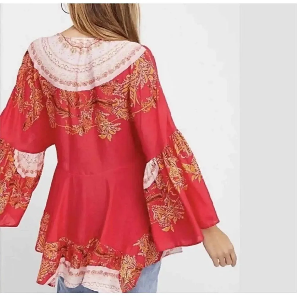 Free People Sunset Dreams printed flare sleeve blouse sz Small red - Image 5
