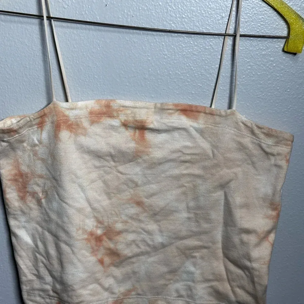 American Eagle Women Orange Tie Dye Crop Top Size Large. - Image 3