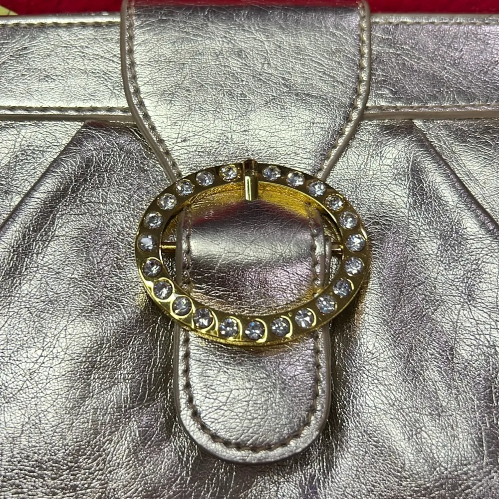 Gold Clutch Rhinestone Bedazzled Gem Circle Bag Soft Faux Leather Magnet Closure - Image 2
