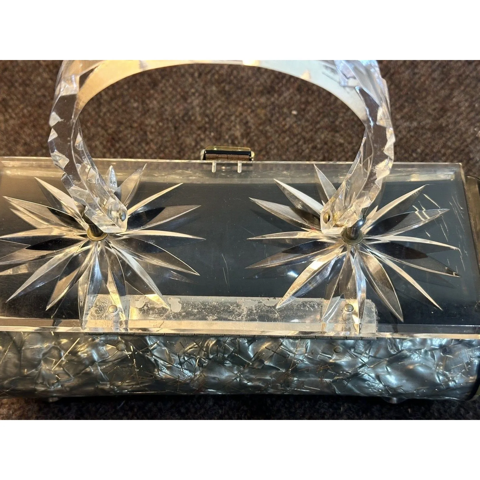 Vintage 1950’s Gilli Originals Clear Carved Lucite Box Bag - Image 9