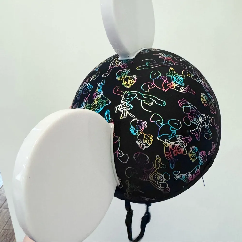 Mickey Mouse and Friends Disney Parks Made with Magic Light Up Ears Hat ~ Adult - Image 4