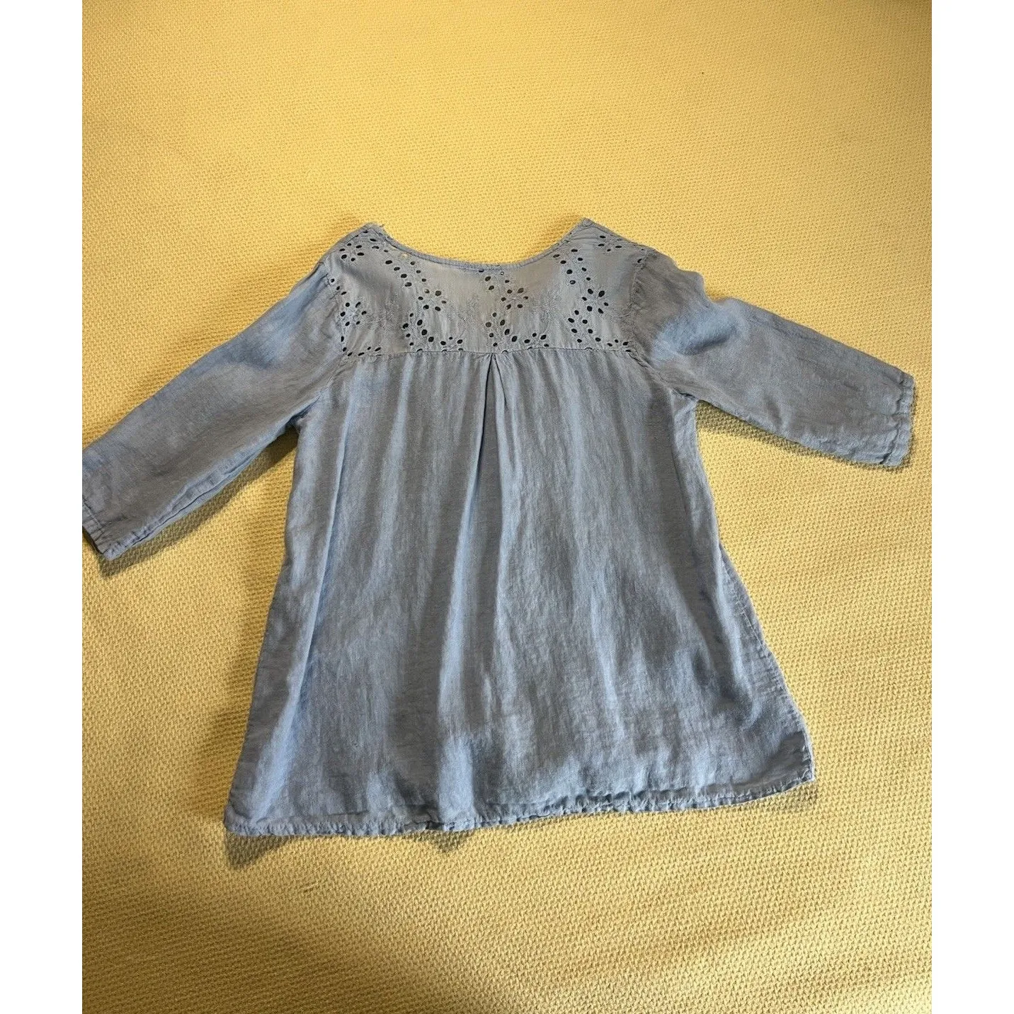 Lungo L’arno Blue 100% Linen Blouse Size M Pintuck Pleated Eyelet Coastal Size M - Image 3
