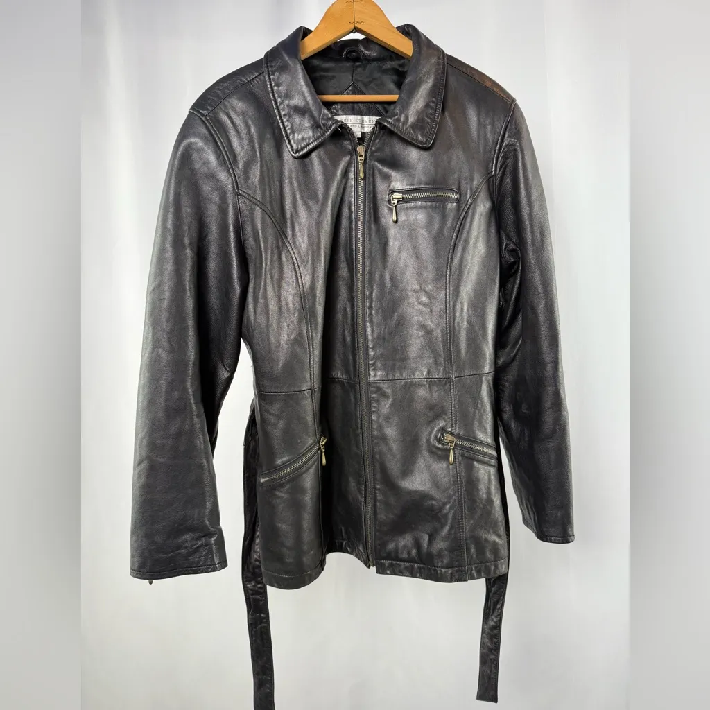 Vintage Valerie Stevens Lambskin Leather Belted Jacket in Black Size Medium - Image 2
