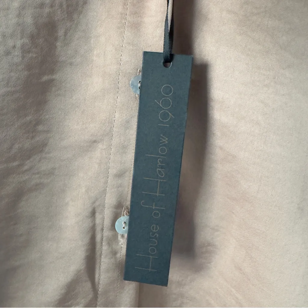 House of Harlow 1960 Revve Tan Women's Button-Up Crop Top Satin Collared Solid S - Image 10