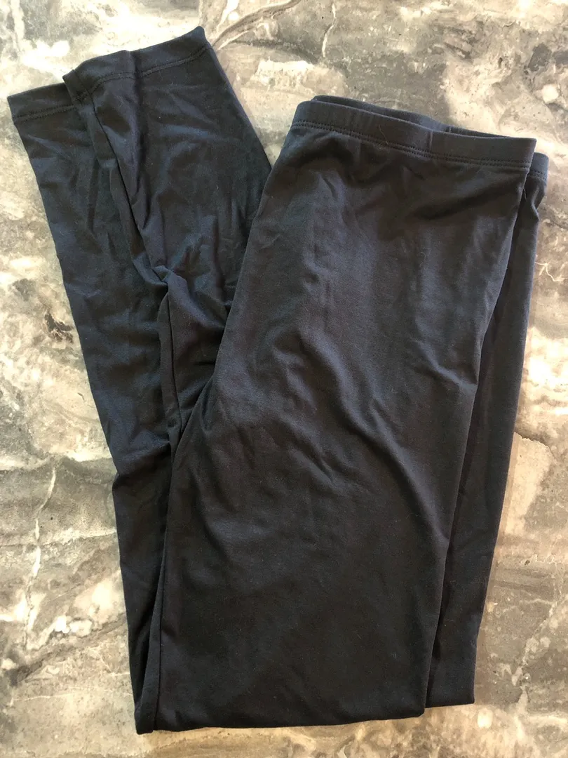 NWT Black Leggings Size M - Image 2