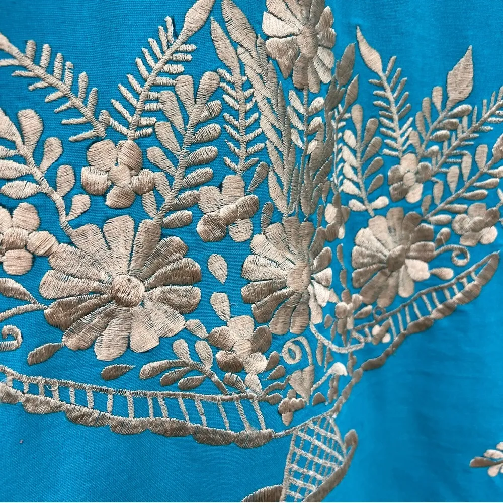 Hand embroidered Mexican dress medium - Image 3