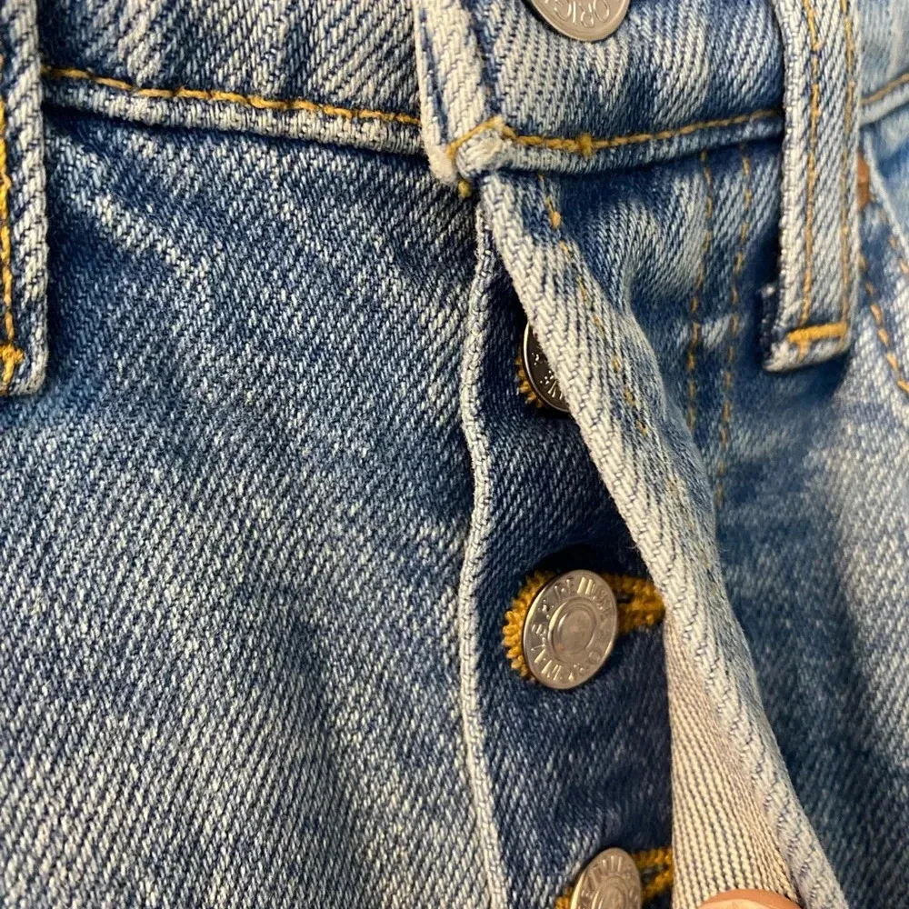 NWT RE/Done 90’s ultra high rise loose crop size 24. Dusty blue. 27” inseam. - Image 4