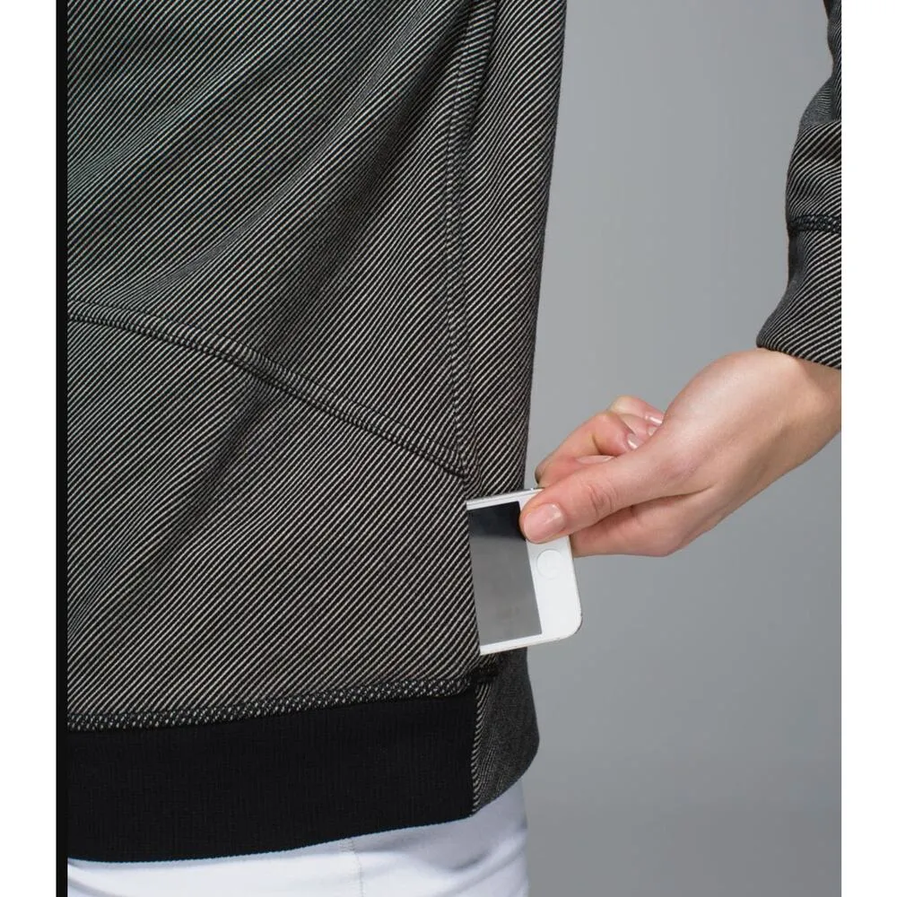 Lululemon Black Striped Sweatshirt Pullover Size 6 - Image 4