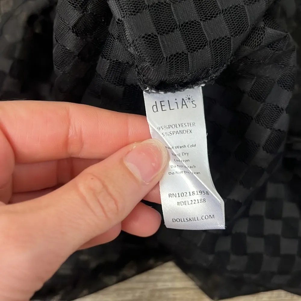 Delia’s Dolls Kill Black Checkered Long Sleeve Top Size Medium - Image 4