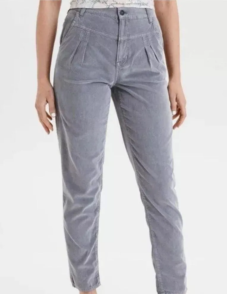 NWOT  American Eagle Outfitters Corduroy Mom Jeans Denim Gray  Size 12 - Image 3