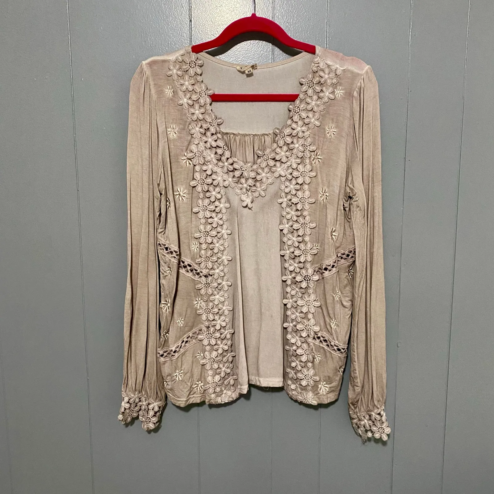 POL Mauve Long Sleeve Washed Out Floral V-neck Embroidery Relaxed Fit Boho Top M - Image 3