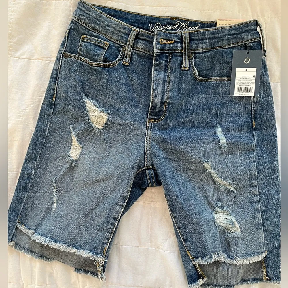 NWT: high rise distressed Bermuda shorts - Image 2
