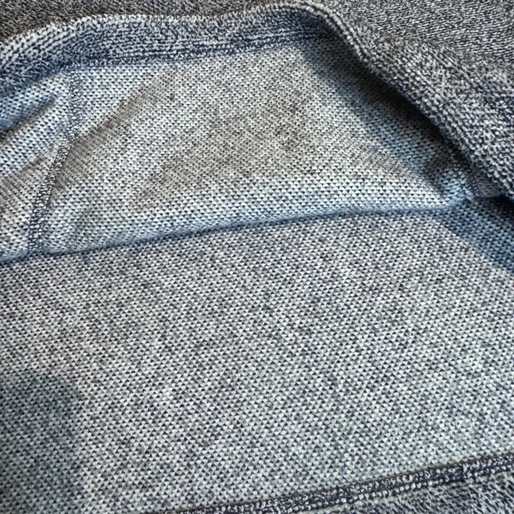 Eddie Bauer Navy and Gray Sweater - Image 4