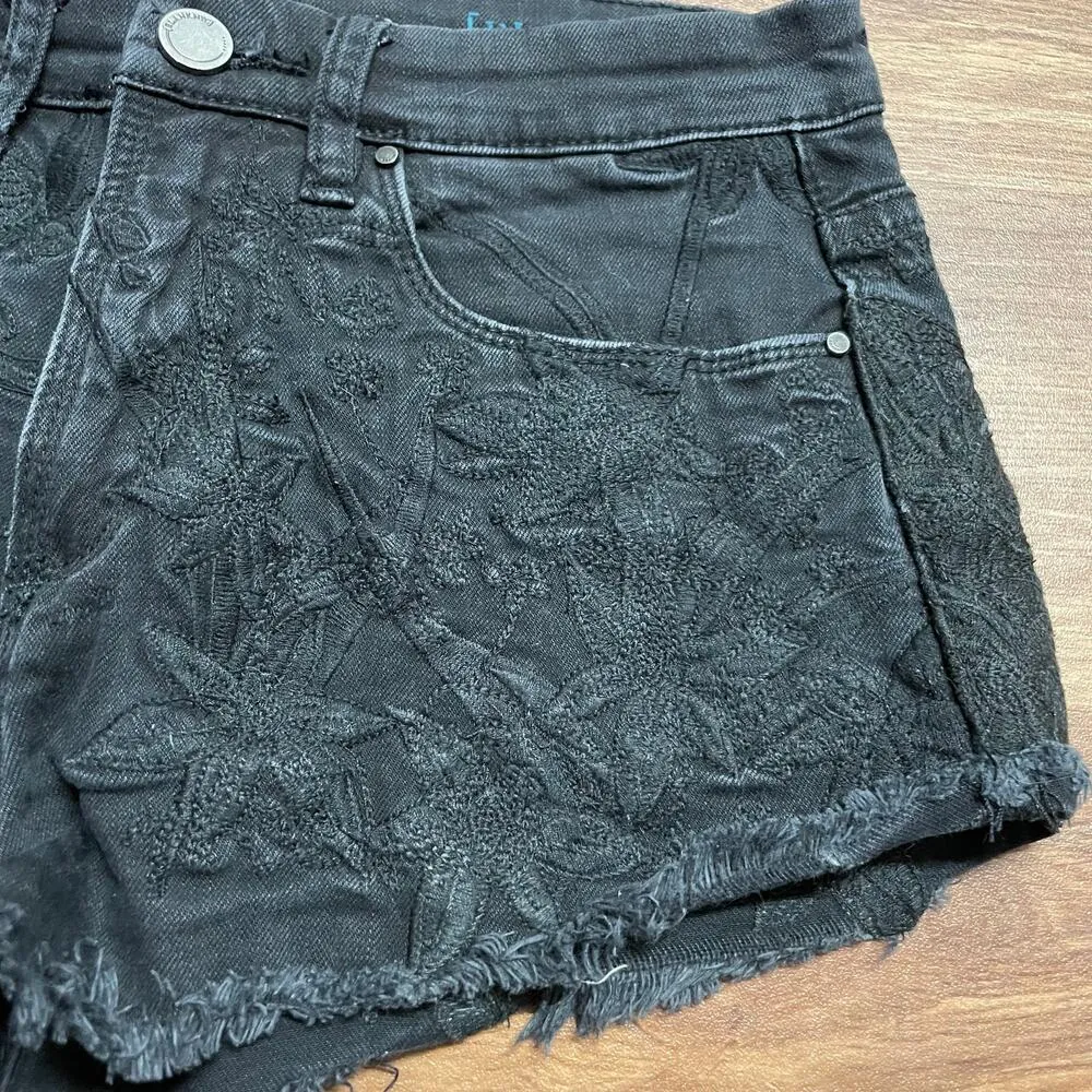 BlankNYC Black Denim Embroidered Floral Cut Off Jean Shorts Womens Size 25 RARE - Image 10