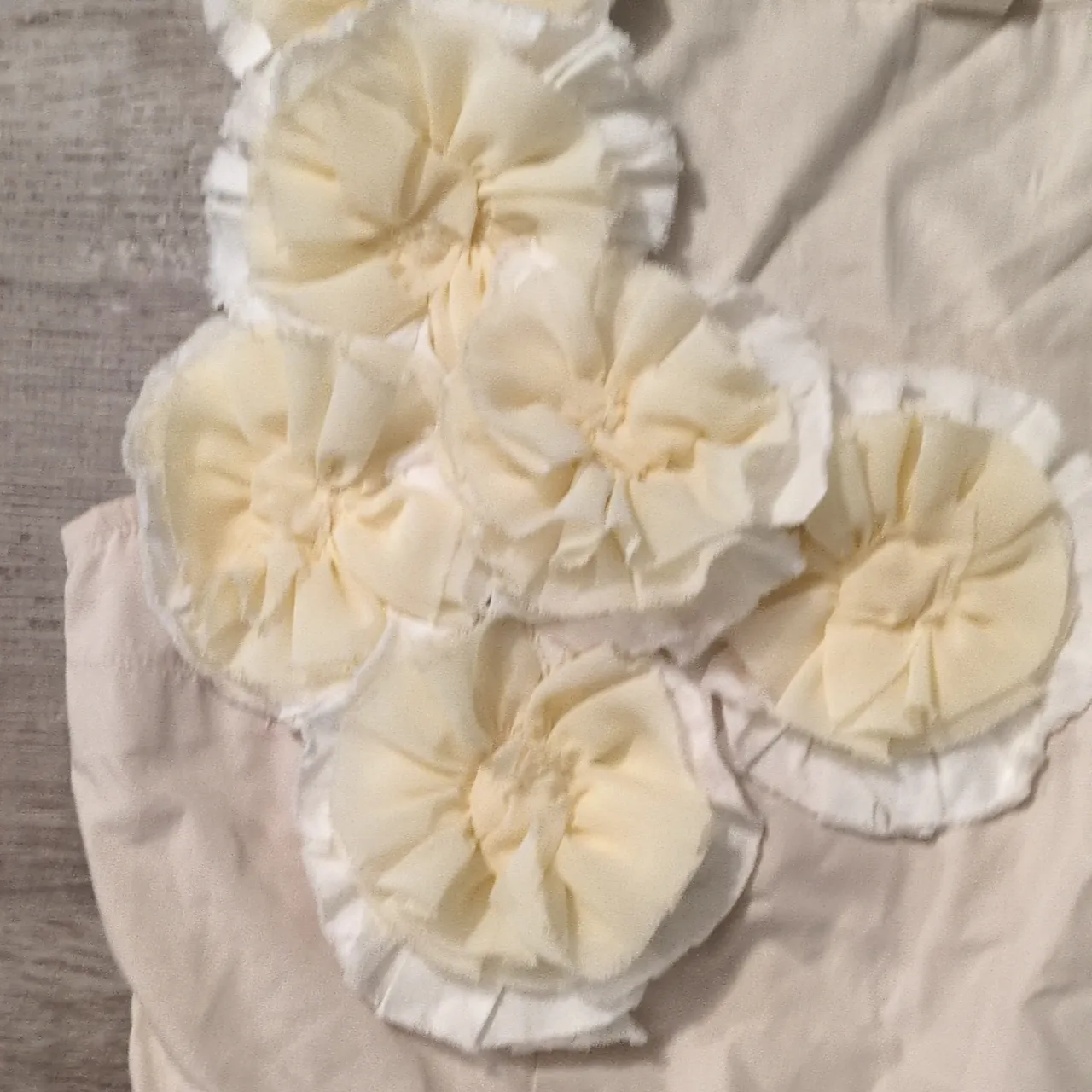 Floreat Cream Sleeveless Top Size 6 - Image 2