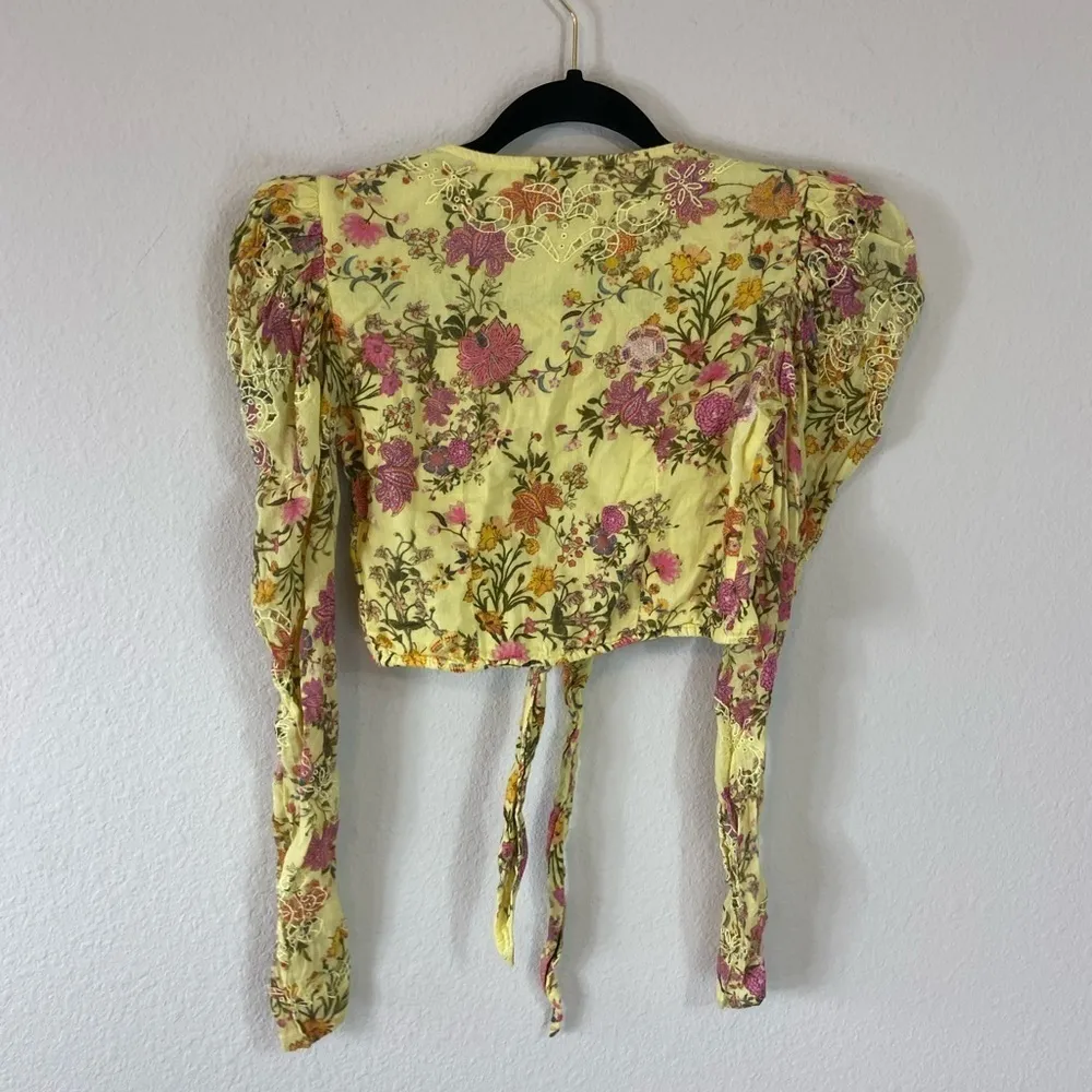 Hemant and Nandita Women's Pria Cropped Yellow Floral Tie - Image 2