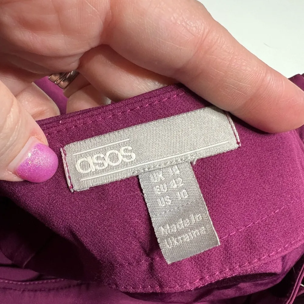 ASOS  high waisted belted shorts size 10 - Image 9